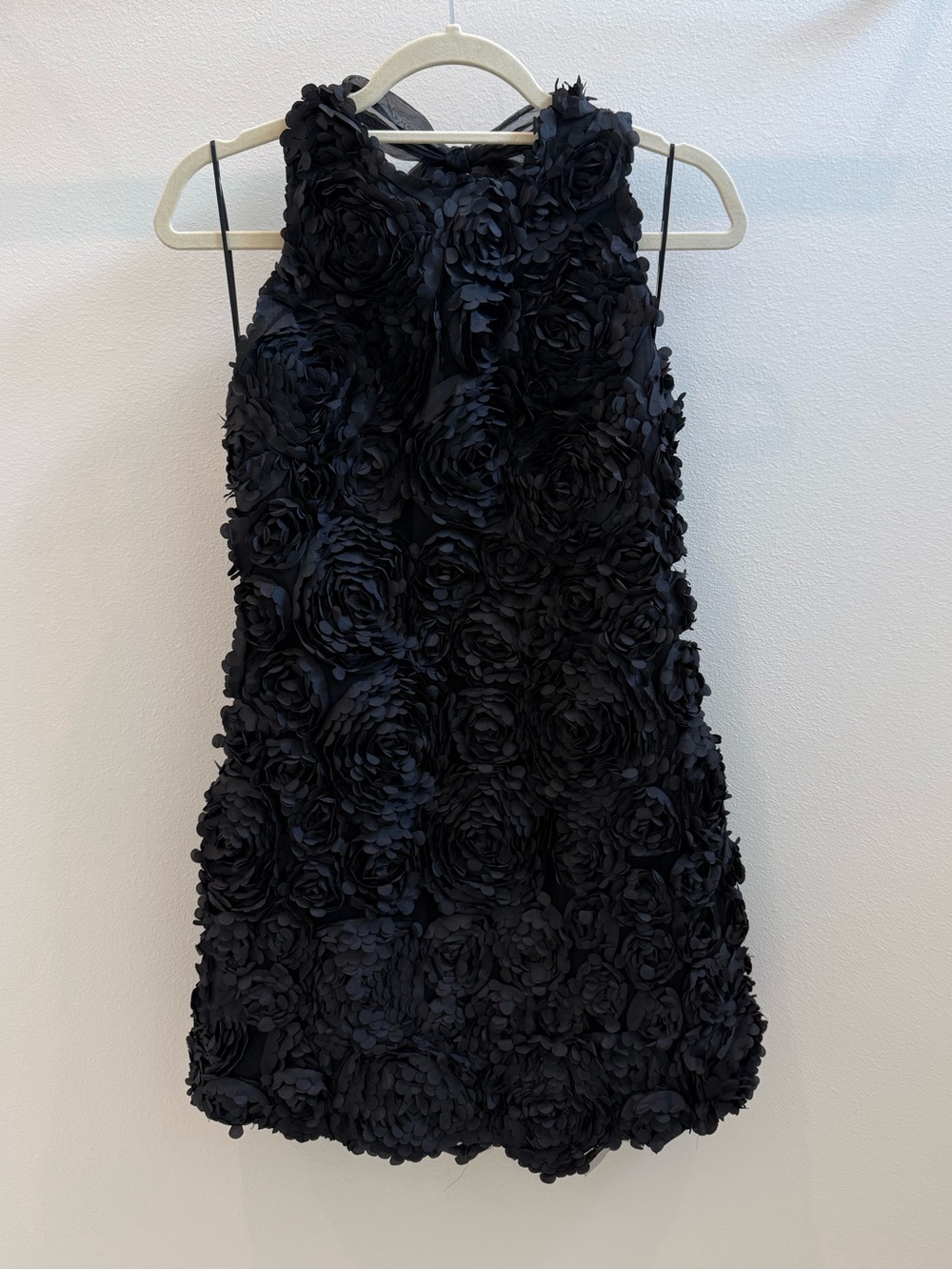 Elliatt Black Floral Shift Dress - Women